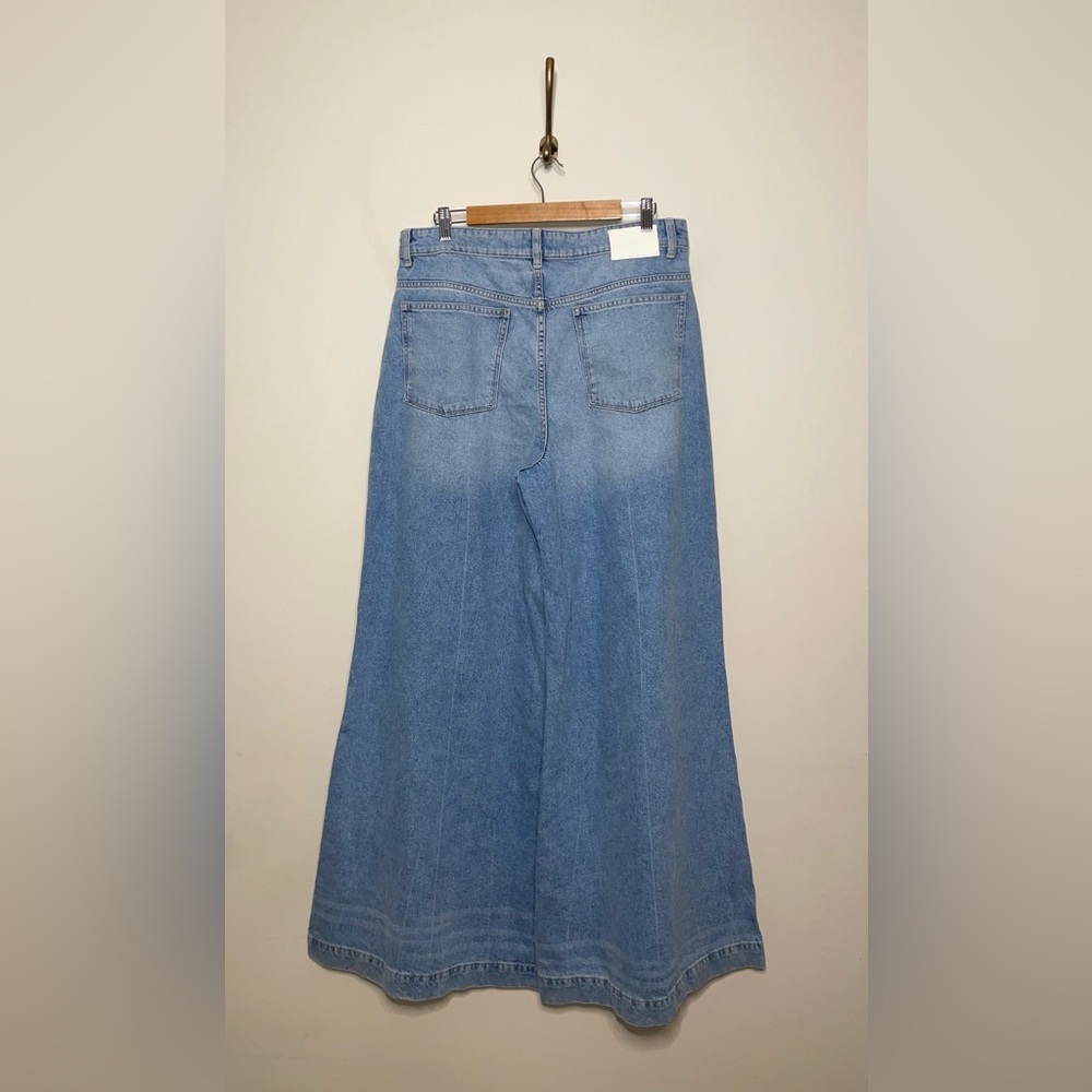 DL1961 Lucila Wide Leg Ultra High Rise in Clear Skies - Picture 9 of 10